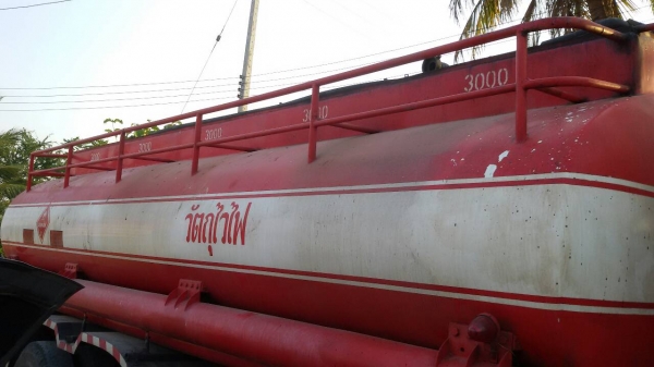 HINO.FL176-เพลาเดียว-เครื่องEH700.ถังน้ำมัน15,000ลิตร.เบรคทิ๊ปฟี่.สภาพสวยมากพร้อมใช้-ราคา-550,000- HINO.FL176-เพลาเดียว-เครื่องEH700.ถังน้ำมัน15,000ลิตร.เบรคทิ๊ปฟี่.สภาพสวยมากพร้อมใช้-ราคา-550,000-