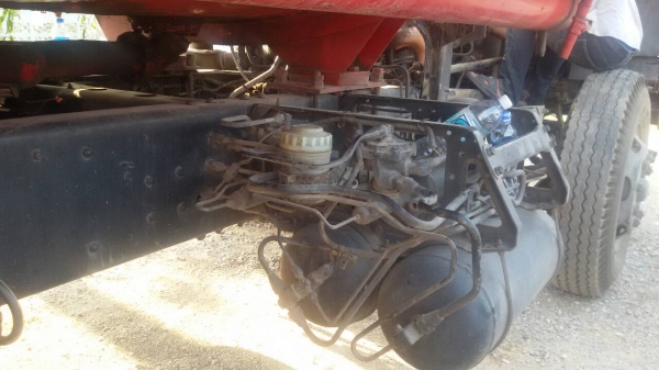 HINO.FL176-เพลาเดียว-เครื่องEH700.ถังน้ำมัน15,000ลิตร.เบรคทิ๊ปฟี่.สภาพสวยมากพร้อมใช้-ราคา-550,000- HINO.FL176-เพลาเดียว-เครื่องEH700.ถังน้ำมัน15,000ลิตร.เบรคทิ๊ปฟี่.สภาพสวยมากพร้อมใช้-ราคา-550,000-