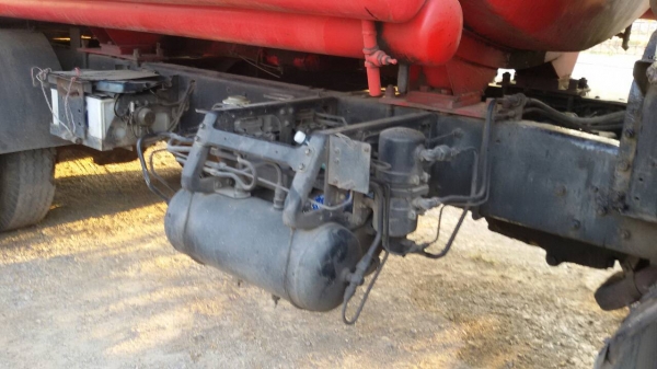 HINO.FL176-เพลาเดียว-เครื่องEH700.ถังน้ำมัน15,000ลิตร.เบรคทิ๊ปฟี่.สภาพสวยมากพร้อมใช้-ราคา-550,000- HINO.FL176-เพลาเดียว-เครื่องEH700.ถังน้ำมัน15,000ลิตร.เบรคทิ๊ปฟี่.สภาพสวยมากพร้อมใช้-ราคา-550,000-