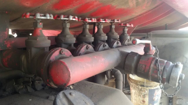 HINO.FL176-เพลาเดียว-เครื่องEH700.ถังน้ำมัน15,000ลิตร.เบรคทิ๊ปฟี่.สภาพสวยมากพร้อมใช้-ราคา-550,000- HINO.FL176-เพลาเดียว-เครื่องEH700.ถังน้ำมัน15,000ลิตร.เบรคทิ๊ปฟี่.สภาพสวยมากพร้อมใช้-ราคา-550,000-