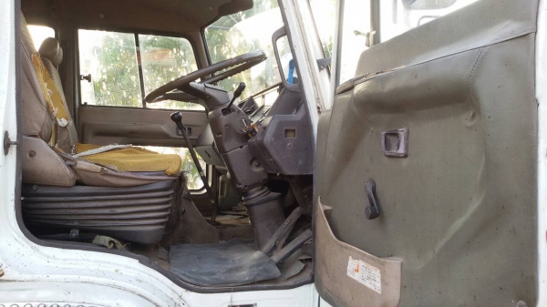 HINO.FL176-เพลาเดียว-เครื่องEH700.ถังน้ำมัน15,000ลิตร.เบรคทิ๊ปฟี่.สภาพสวยมากพร้อมใช้-ราคา-550,000- HINO.FL176-เพลาเดียว-เครื่องEH700.ถังน้ำมัน15,000ลิตร.เบรคทิ๊ปฟี่.สภาพสวยมากพร้อมใช้-ราคา-550,000-