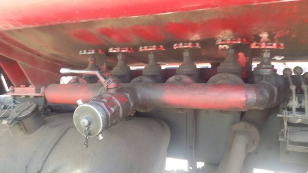 HINO.FL176-เพลาเดียว-เครื่องEH700.ถังน้ำมัน15,000ลิตร.เบรคทิ๊ปฟี่.สภาพสวยมากพร้อมใช้-ราคา-550,000- HINO.FL176-เพลาเดียว-เครื่องEH700.ถังน้ำมัน15,000ลิตร.เบรคทิ๊ปฟี่.สภาพสวยมากพร้อมใช้-ราคา-550,000-