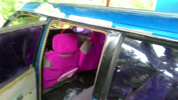 ขายรถตามสภาพเครื่องดีช่วงล่างดีแต่สีต้องทำ ขายรถตามสภาพเครื่องดีช่วงล่างดีแต่สีต้องทำ