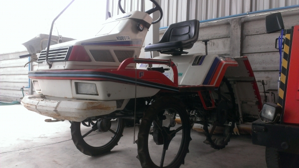 ขายรถปลูกข้าว KUBOTA S1-400HD