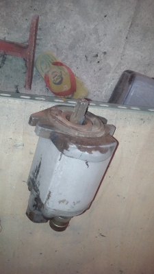 เครน 5 ตัน  5ปอก  4 ชัก  ทานาโน่