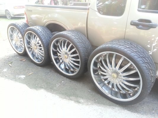 ขอบ24  vip สวยๆ พร้อมยางดอกเต็มๆๆ