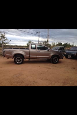 TOYOTA VIGO 2.7G โฟวีลแท้ แก้สโรงงานแท้ ปี 48 สภาพสวยพร้อมใช้จร้า TOYOTA VIGO 2.7G โฟวีลแท้ แก้สโรงงานแท้ ปี 48 สภาพสวยพร้อมใช้จร้า