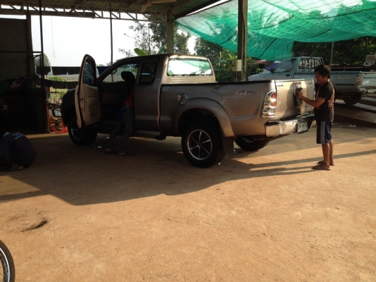 TOYOTA VIGO 2.7G โฟวีลแท้ แก้สโรงงานแท้ ปี 48 สภาพสวยพร้อมใช้จร้า TOYOTA VIGO 2.7G โฟวีลแท้ แก้สโรงงานแท้ ปี 48 สภาพสวยพร้อมใช้จร้า