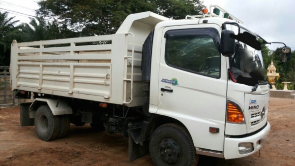 รถฮีโน่ 6 ล้อดั้ม FC4J 150 แรงม้า. ปี 51  ( รถวิ่ง 2xx,xxx กม. )    สนใจติดต่อ  081 - 6079515