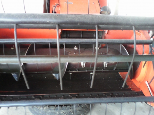 รถเกี่ยวข้าว DC-60 สภาพสวยมากครับเดิมๆครับ