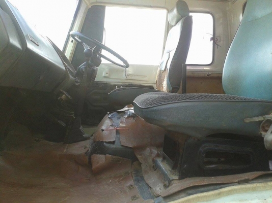 ขาย6ล้อช่วงยาว6.50เมตร มีช่องว่างติดเครน เครื่องดี แคชซีสวย ยางขอบ20 สภาพพร้อมใช้งาน เอกสารพร้อมโอน สนใจโทร 090-8588220คุณนะ 093-3258446คุณบิว ID:narong498 หรือ www.truck.in.th/498 หรือเพจFacebook ณรงค์ ซื้อขายรถมือสอง (เว็บไซต์ส่วนตัว)