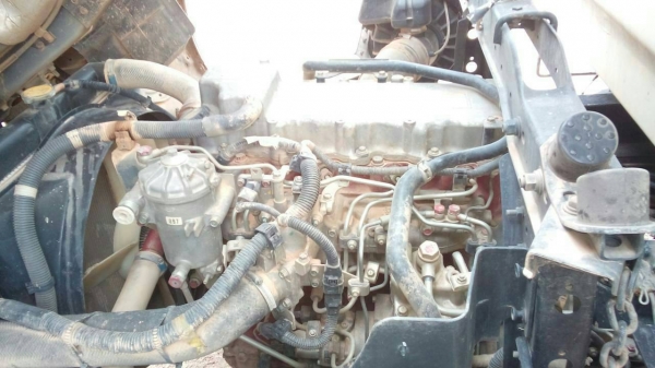 รถฮีโน่ 6 ล้อดั้ม 175 แรงม้า. ปี 53   ( รถวิ่ง 2xx,xxx กว่า กม. )     สนใจติดต่อ  081 - 6079515