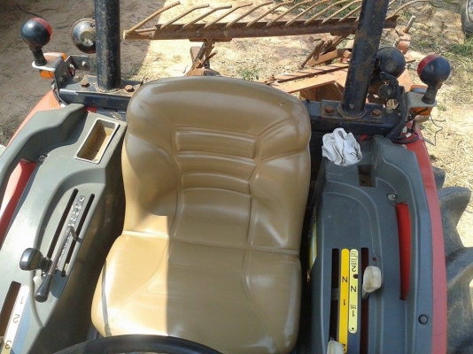 ขายรถไถYANMA 35แรงม้า อุปกรณ์ดันหน้า-ผานหลัง เครื่องดี ช่วงล่างดี อุปกรณ์ดันหน้า ผานหลัง ใช้งาน2,063ชม. สภาพพร้อมใช้งาน เอกสารพร้อมโอน สนใจโทร 090-8588220คุณนะ 093-3258446คุณบิว ID:narong498 หรือ www.truck.in.th/498 หรือเพจFacebook ณรงค์ ซื้อขายรถมือสอง (