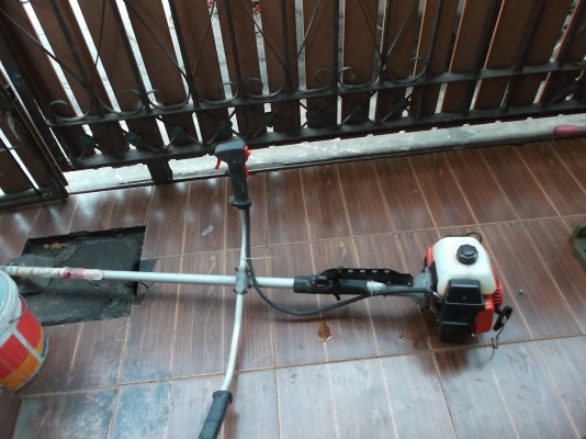 เครื่องตัดญ่า ใช้งานได้ปกติ 1900