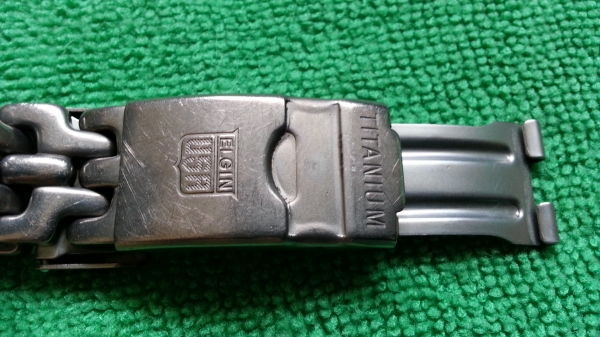 ขายนาฬิกาจาก Japan ครับ ดังรูปครับ ไทเทเนียม ยังไม่ได้ปรับแต่ง จัดคู่ราคา2200 พร้อมส่งครับ ขายนาฬิกาจาก Japan ครับ ดังรูปครับ ไทเทเนียม ยังไม่ได้ปรับแต่ง จัดคู่ราคา2200 พร้อมส่งครับ