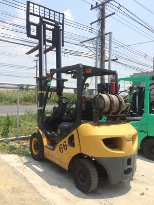 ขายโฟล์คลิฟ ปี2010  KOMATSU รุ่นล่าสุด2.5 ตัน สภาพดีมากๆพร้อมใช้งาน เกียร์AUTO ระบบครบ 270,000฿ โทร 094-4267888 จะเด็ด