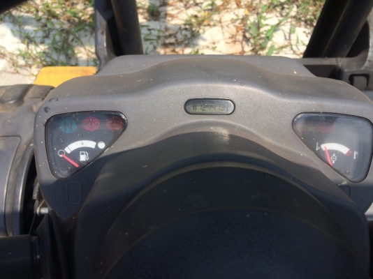 ขายโฟล์คลิฟ ปี2010  KOMATSU รุ่นล่าสุด2.5 ตัน สภาพดีมากๆพร้อมใช้งาน เกียร์AUTO ระบบครบ 270,000฿ โทร 094-4267888 จะเด็ด