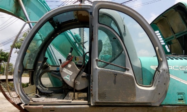 หัวคีบแผ่นชิปพลาย KM 2-300E # 1641003