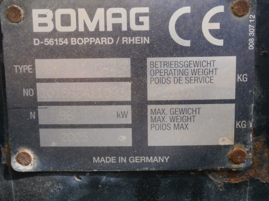หัวคีบแผ่นชิปพลาย KM 2-300E # 1641003