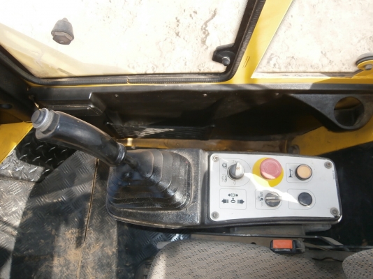 หัวคีบแผ่นชิปพลาย KM 2-300E # 1641003