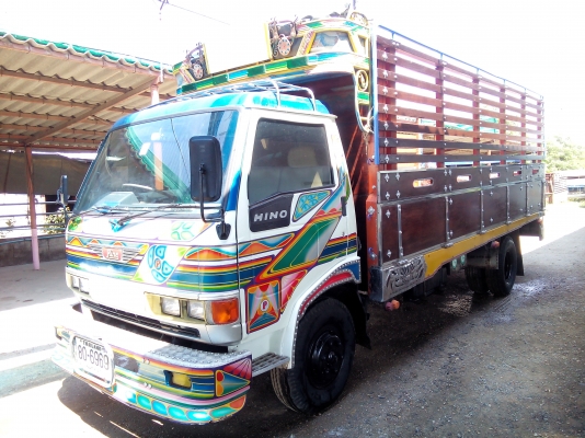6 ล้อกลาง  HINO  *ซุปเปอร์เสี่ย*  FC2W 120 แรงม้า  *ยาว 5.50 ม.*  รถสวยเดิม+สวยจริง+พร้อมใช้งาน * รถห้างแท้ * มีเล่มพร้อมโอน *