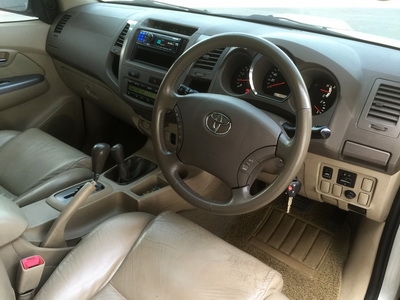 **ขาย Fortuner ปี07 3.0V 4WD ออโต้ สีเทา รถครอบครัวที่คุณไม่ควรพลาด  เดิมจัด เครื่องฟิต ช่วงล่างแน่น สวยจัดคุ้มราคา**มีรูป