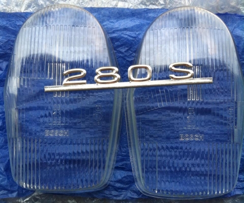 กระจกเลนไฟหน้าBenz W108 แก้วแท้ เดิมๆ