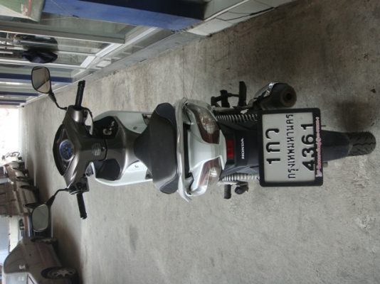 เวฟ 125i สตาร์ทมือ รถ 1 ปี 6 เดือน