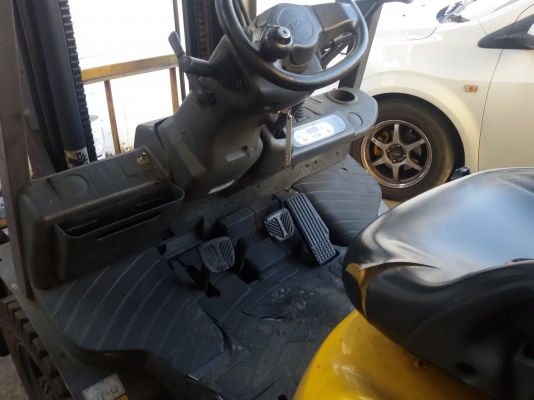 ขายครับ ฟอร์คลิฟท์ TCM FG25T13 ฟอร์คลิฟท์ 2.5ตัน เสา 3เมตร เบนซิน+LPG ไซด์ชิฟ ติดต่อ 098-246-3778 น๊อค