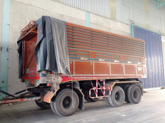 ขายรถพ่วง 18 ล้อ 2 เพลา กระบะไม้ อู่.ซุ่นชัย เกษตรดั้ม HINO FM2K เครื่อง.260 ปี.40 รถสวย ราคา.1400000 ต่อรอง