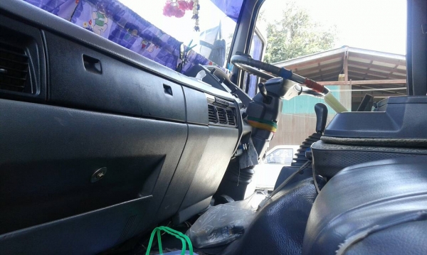 ขายรถพ่วง 18 ล้อ 2 เพลา กระบะไม้ อู่.ซุ่นชัย เกษตรดั้ม HINO FM2K เครื่อง.260 ปี.40 รถสวย ราคา.1400000 ต่อรอง