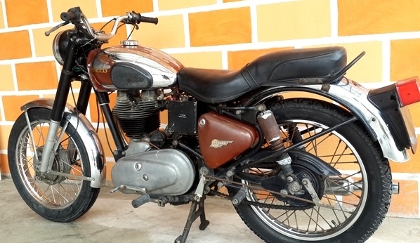 วุฒิ นนบุรี ขาย รอเยอร์ แอนฟิว 500cc. สภาพเดิมๆเครื่องยนดีพร้อมใช้ตับ วุฒิ นนบุรี ขาย รอเยอร์ แอนฟิว 500cc. สภาพเดิมๆเครื่องยนดีพร้อมใช้ตับ