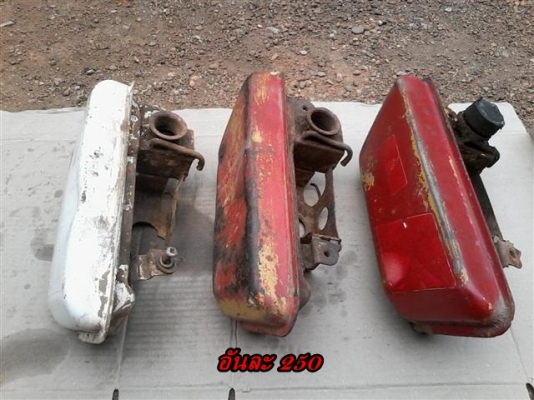 ขายอะไหล่ DT100 สินค้าระบุราคาไว้แล้วยังไม่รวมค่าจัดส่งคิดตามจริง สนใจติดต่อ (กบรถเก่าแพร่)