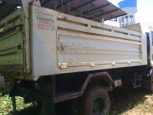 รถอีซูซุ 6 ล้อดั้ม FRR  210 แรงม้า. ปี 54     ( รถวิ่ง 3x,xxx กม. )    สนใจติดต่อ  081 - 6079515