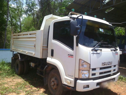 รถอีซูซุ 6 ล้อดั้ม FRR  210 แรงม้า. ปี 54     ( รถวิ่ง 3x,xxx กม. )    สนใจติดต่อ  081 - 6079515