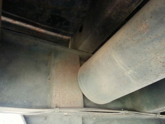 ขายหางพ่วง เทนเลอร์  สามมิต 2 เพลา. ปี 46   สนใจติดต่อ  081 - 6079515