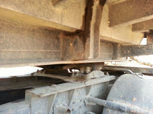 ขายหางพ่วง เทนเลอร์  สามมิต 2 เพลา. ปี 46   สนใจติดต่อ  081 - 6079515