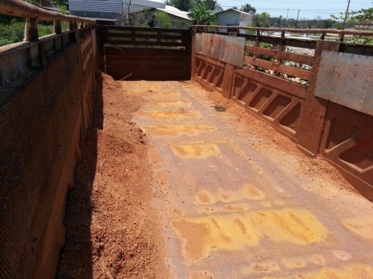 ขายหางพ่วง เทนเลอร์  สามมิต 2 เพลา. ปี 46   สนใจติดต่อ  081 - 6079515