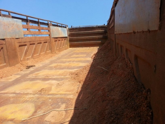 ขายหางพ่วง เทนเลอร์  สามมิต 2 เพลา. ปี 46   สนใจติดต่อ  081 - 6079515