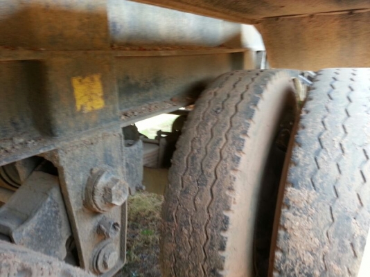 ขายหางพ่วง เทนเลอร์  สามมิต 2 เพลา. ปี 46   สนใจติดต่อ  081 - 6079515