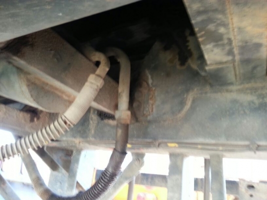 ขายหางพ่วง เทนเลอร์  สามมิต 2 เพลา. ปี 46   สนใจติดต่อ  081 - 6079515