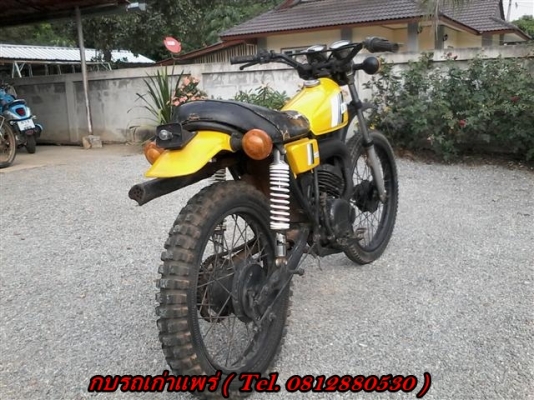 ขาย Yamaha DT100 มีเล่มไม่โอนเครื่องดีคันสตาร์ทคันเกียร์ไม่เชื่อมสีเก็บมาแล้วเอาไปเก็บอีกหน่อย ขาย 9900 บาท สนใจติดต่อ (กบรถเก่าแพร่)