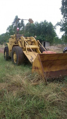 ขายรถตักล้อยาง CAT 922-B รถใช้งานอยู่ ตามสภาพ ราคา.280000 สนใจรีบจองด่วน