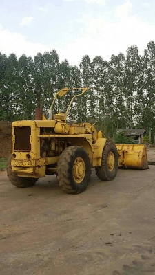 ขายรถตักล้อยาง CAT 922-B รถใช้งานอยู่ ตามสภาพ ราคา.280000 สนใจรีบจองด่วน