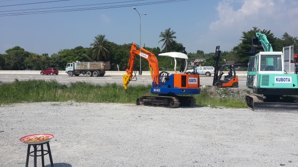 ขายรถเจาะปูนkH033...ทะลุแน่ๆๆ