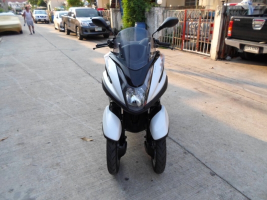 ยังไงก็ขาย The New Tricity 125i รถใช้ได้ 1 เดือน ปี 58 รถบ้านวิ่งน้อย 4XXX โล รถบ้านเดิมๆ ชุดโอนครบ