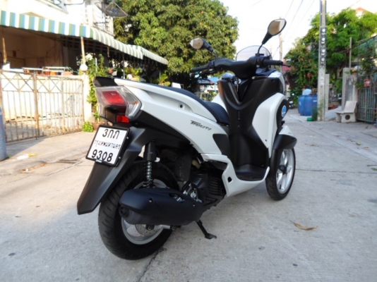 ยังไงก็ขาย The New Tricity 125i รถใช้ได้ 1 เดือน ปี 58 รถบ้านวิ่งน้อย 4XXX โล รถบ้านเดิมๆ ชุดโอนครบ