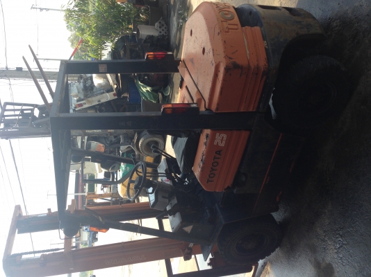 รถ FORKLIFT TOYOTA 2.5TON