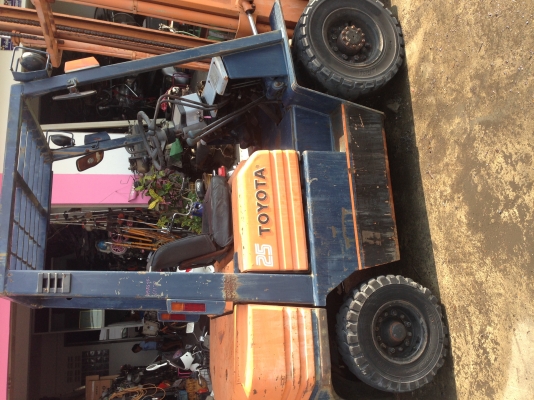 รถ FORKLIFT TOYOTA 2.5TON รถ FORKLIFT TOYOTA 2.5TON