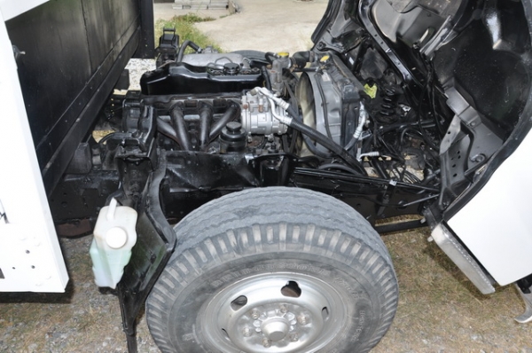 ขายรถกระบะ4 ล้อใหญ่ isuzu elf 4jG2 ป้ายเล็ก ไม่ติดเวลา